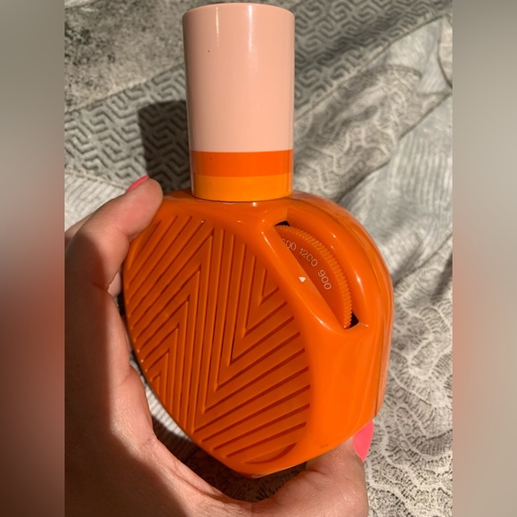 1979 Vintage Avon sunscreen radio - major retro Barbie core vibes! - Picture 16 of 17